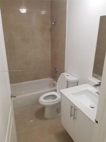 170 NE 142nd St 3, Miami, FL 33161