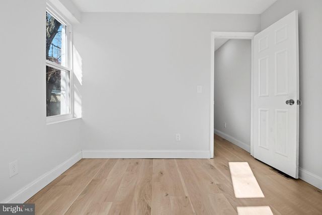 1229 W SARATOGA ST, Baltimore, MD 21223
