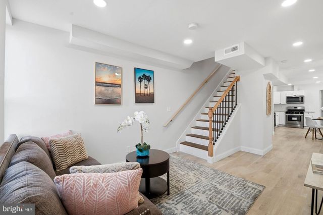 1229 W SARATOGA ST, Baltimore, MD 21223