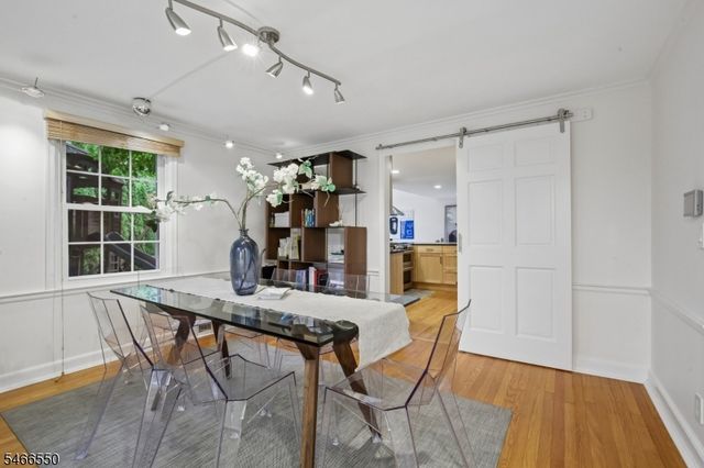 68 Crescent Pl, Millburn Twp., NJ 07078