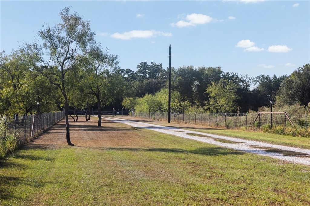 5238 County Road 353, Gause, TX 77857 — photo 5