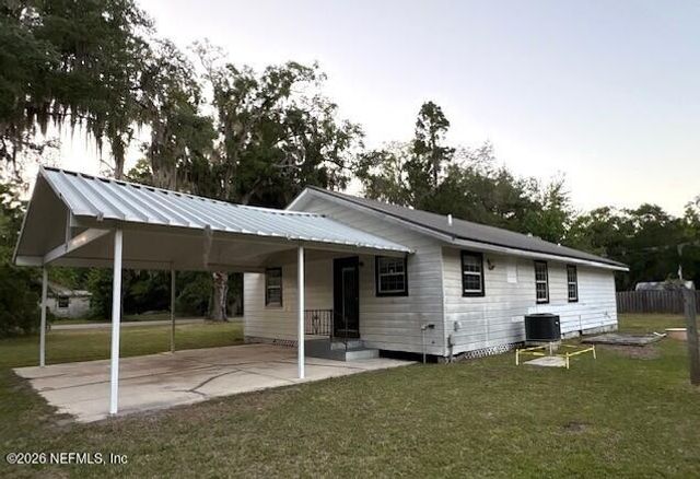 130 PRICE Street, Palatka, FL 32177