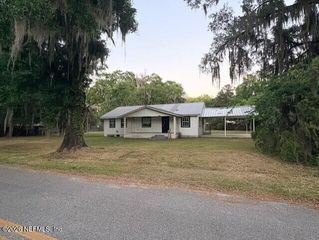 130 PRICE Street, Palatka, FL 32177