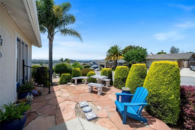 120 Surf St., Pismo Beach, CA 93449