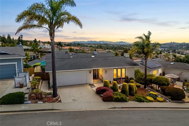 120 Surf St., Pismo Beach, CA 93449