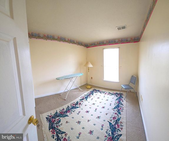 3329 ESQUARRE CT, Woodbridge, VA 22193