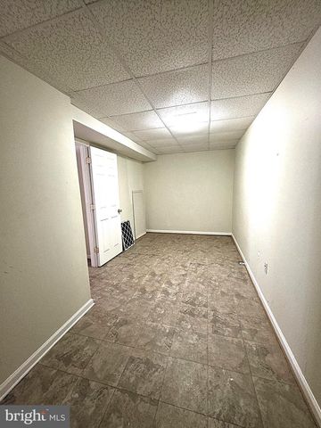 3329 ESQUARRE CT, Woodbridge, VA 22193