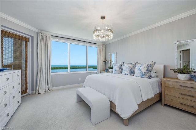265 Indies WAY 1004, Naples, FL 34110