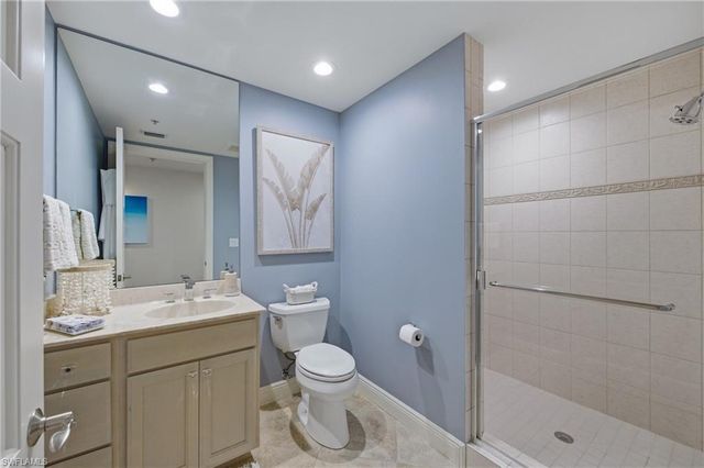 265 Indies WAY 1004, Naples, FL 34110