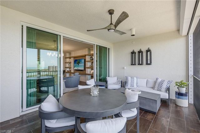 265 Indies WAY 1004, Naples, FL 34110