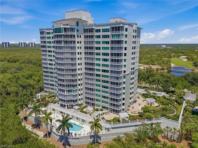 265 Indies WAY 1004, Naples, FL 34110