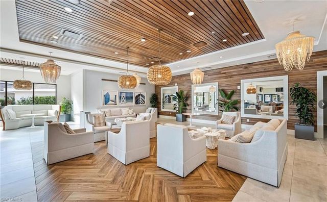 265 Indies WAY 1004, Naples, FL 34110