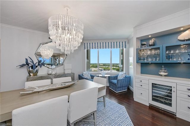 265 Indies WAY 1004, Naples, FL 34110