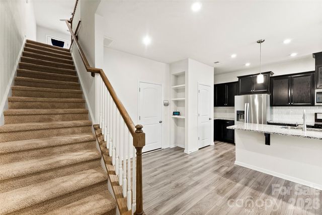 11010 Chalkbark Lane, Charlotte, NC 28262