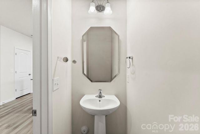11010 Chalkbark Lane, Charlotte, NC 28262
