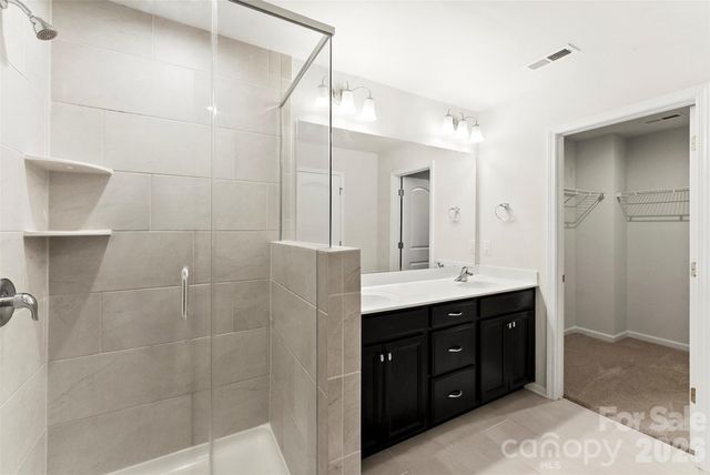 11010 Chalkbark Lane, Charlotte, NC 28262