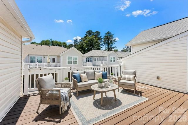 11010 Chalkbark Lane, Charlotte, NC 28262