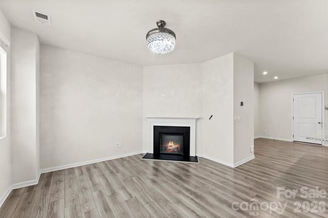 11010 Chalkbark Lane, Charlotte, NC 28262