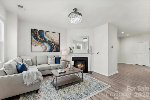 11010 Chalkbark Lane, Charlotte, NC 28262
