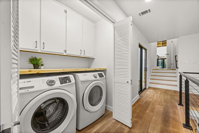 3704 Laurel Ledge LN, Austin, TX 78731