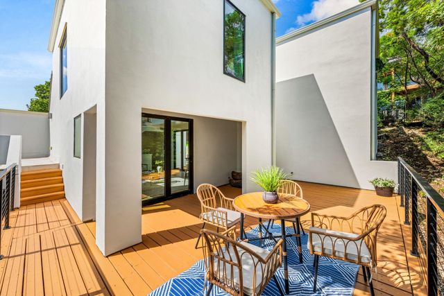 3704 Laurel Ledge LN, Austin, TX 78731