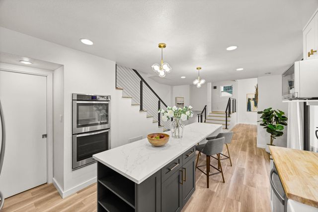 3704 Laurel Ledge LN, Austin, TX 78731
