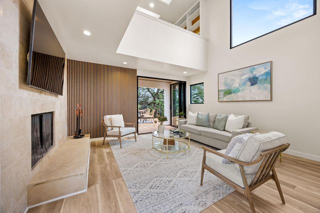 3704 Laurel Ledge LN, Austin, TX 78731