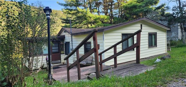 32 Brookside Drive, Woodbourne, NY 12788