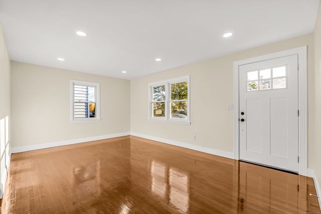 18 Lenox Street, East Haven, CT 06512