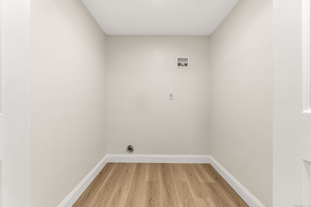 18 Lenox Street, East Haven, CT 06512