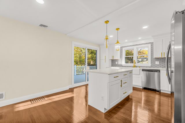 18 Lenox Street, East Haven, CT 06512