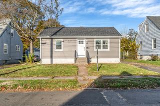 18 Lenox Street, East Haven, CT 06512