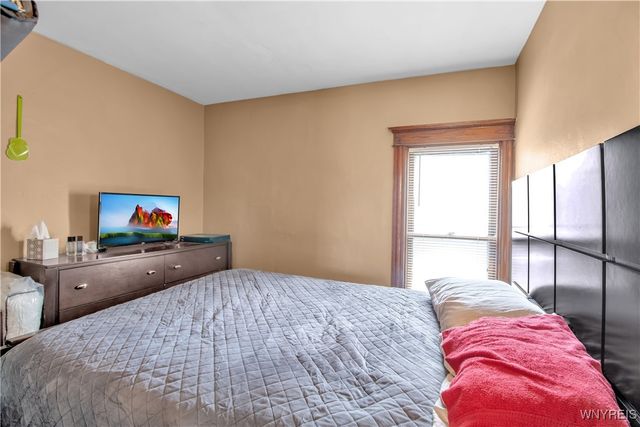 494 Riley Street, Buffalo, NY 14208