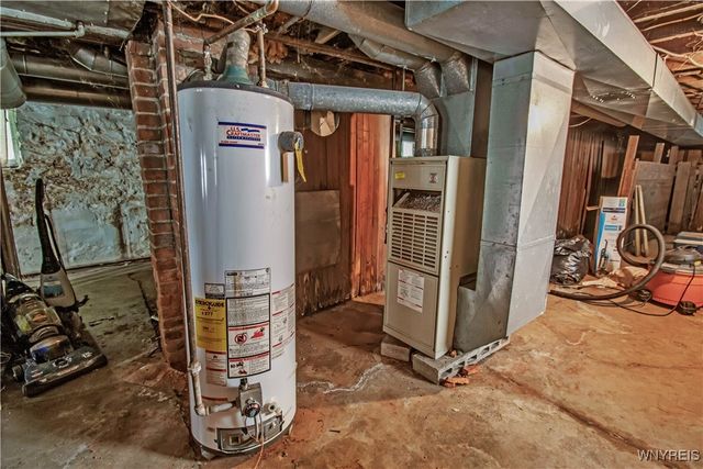 494 Riley Street, Buffalo, NY 14208