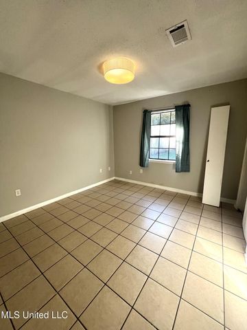 1713 19th Avenue, B, Gulfport, MS 39501