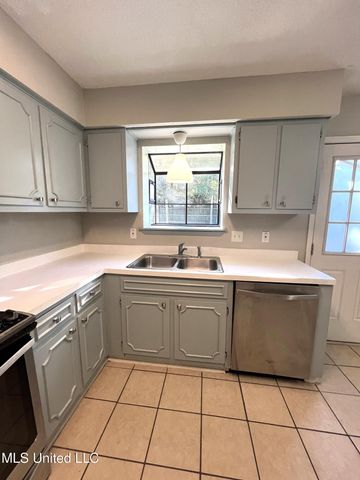 1713 19th Avenue, B, Gulfport, MS 39501