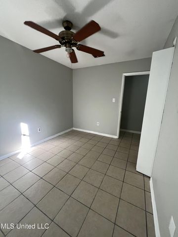 1713 19th Avenue, B, Gulfport, MS 39501