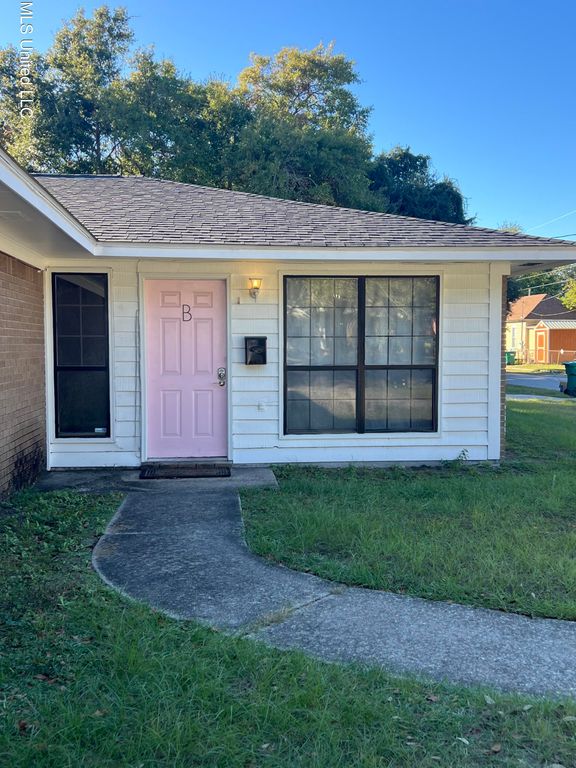 1713 19th Avenue, B, Gulfport, MS 39501
