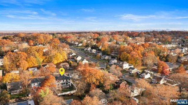 375 Burnet Place, Paramus, NJ 07652