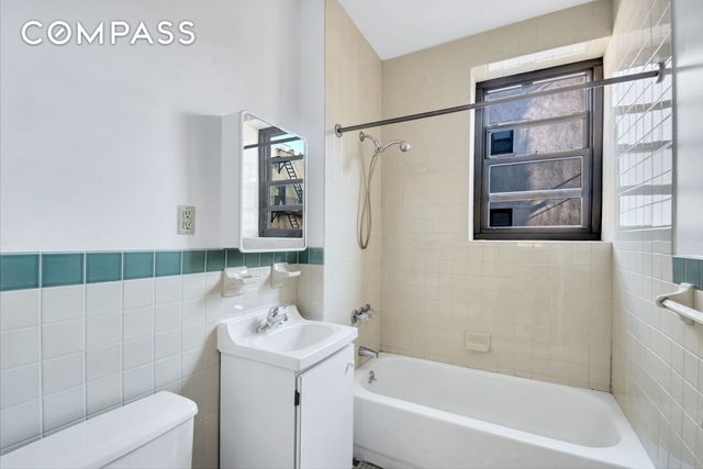 12 E 132nd St Apt 4B, New York City, NY 10037
