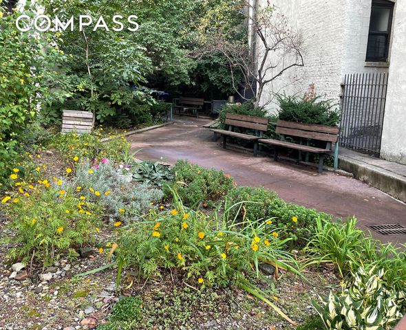 12 E 132nd St Apt 4B, New York City, NY 10037