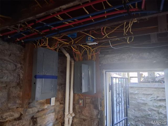 5331 Wells Avenue, St Louis, MO 63112