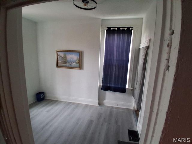 5331 Wells Avenue, St Louis, MO 63112