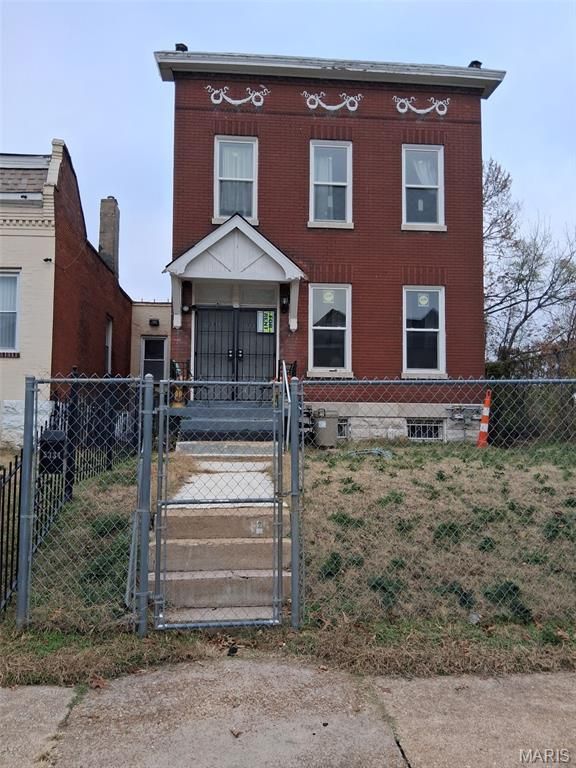 5331 Wells Avenue, St Louis, MO 63112