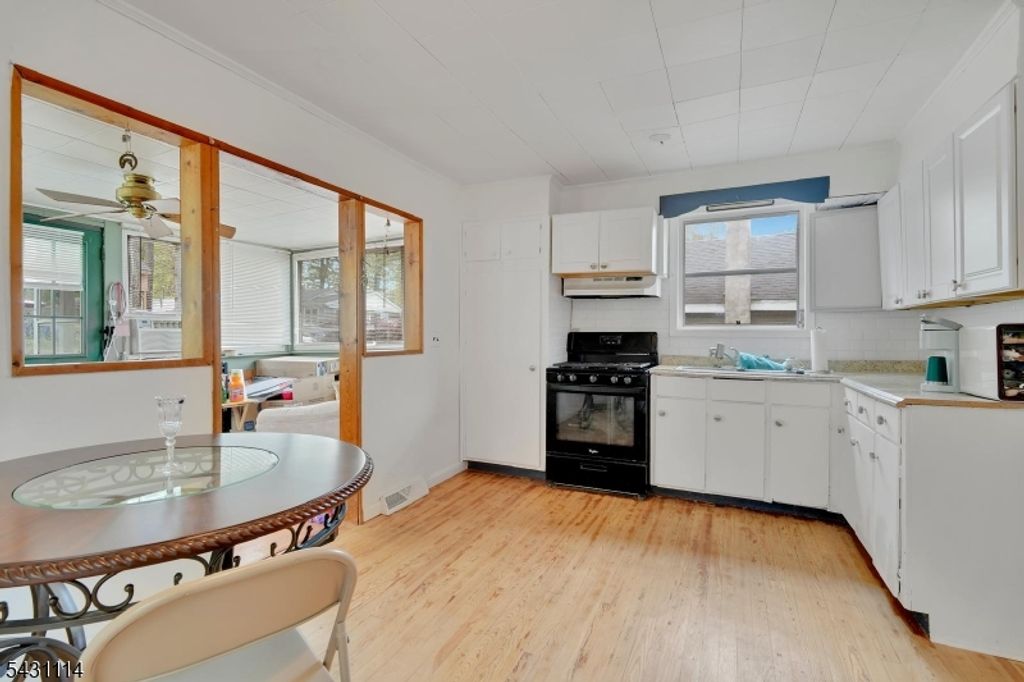 8 Cornell Way, Hopatcong Boro, NJ 07843 — photo 4