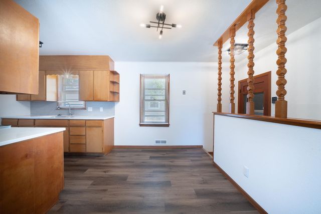 3102 S Palisade, Wichita, KS 67217