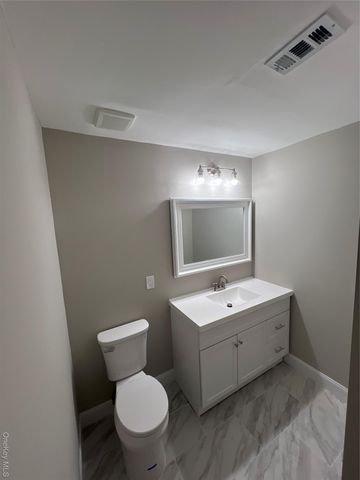 305 Fairview Circle, Middle Island, NY 11953