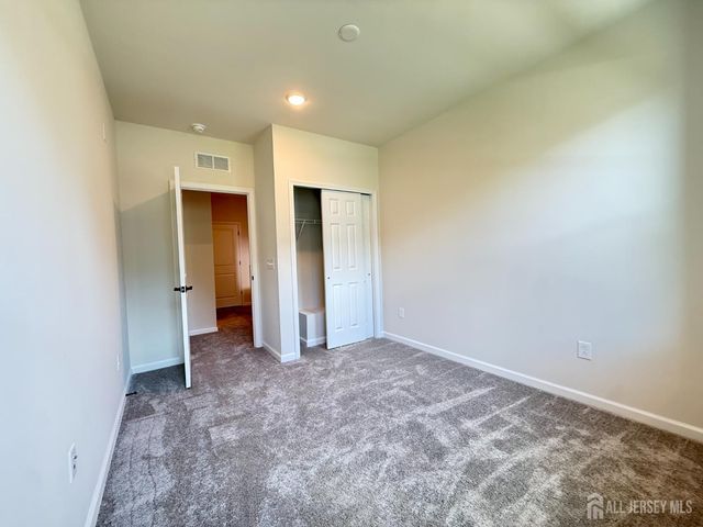 614 Sadie Circle, New Brunswick, NJ 08901