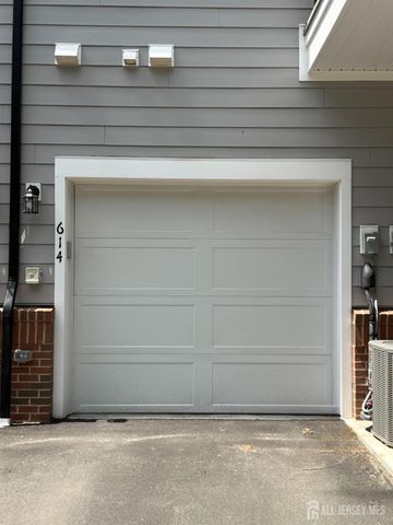 614 Sadie Circle, New Brunswick, NJ 08901