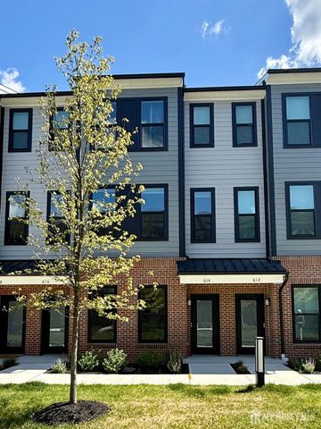 614 Sadie Circle, New Brunswick, NJ 08901